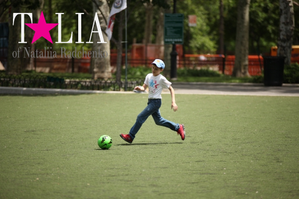 Соккер или европейский футбол - один из самых любимых видов спорта в Америке.