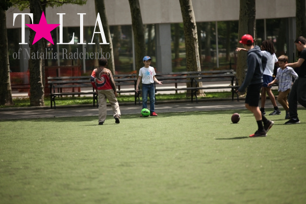 Соккер или европейский футбол - один из самых любимых видов спорта в Америке.