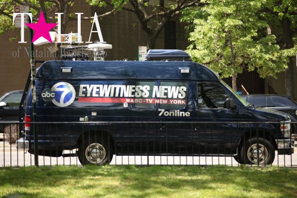 Празднование в честь Дня памяти, конечно же, освещало телевидение.