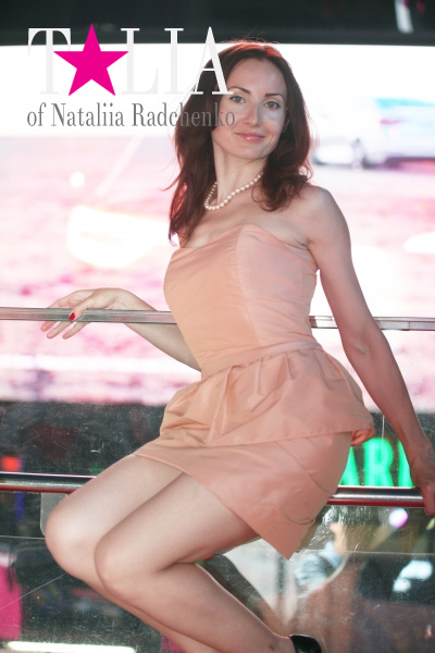 Моя летняя фотосессия на знаменитых красных ступеньках Таймс Сквер