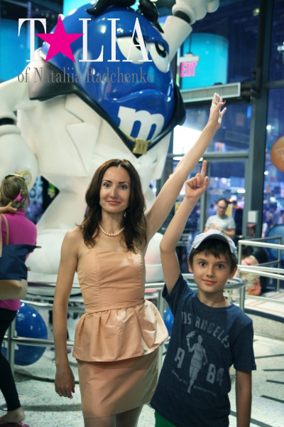 Магазин M&M's на Таймс Сквер в Нью-Йорке