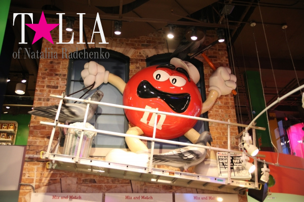 Магазин M&M's на Таймс Сквер в Нью-Йорке