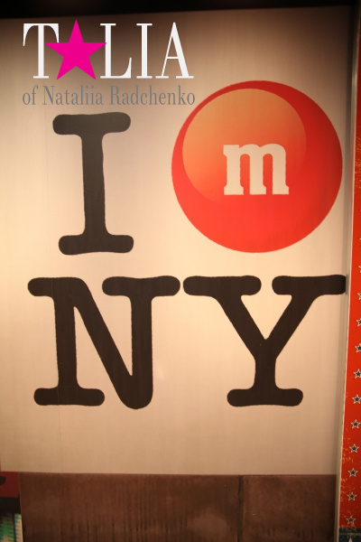 Магазин M&M's на Таймс Сквер в Нью-Йорке
