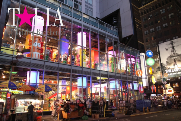 Магазин M&M's на Таймс Сквер в Нью-Йорке