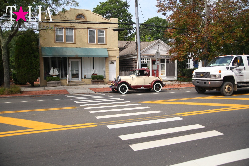 Шоу ретро-автомобилей в Хэмптонсе, штат Нью-Йорк
