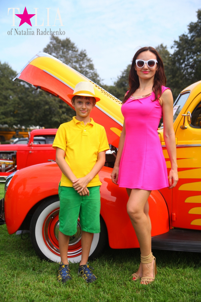 Шоу ретро-автомобилей в Хэмптонсе, штат Нью-Йорк