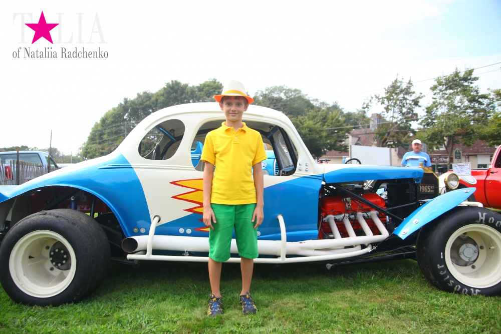 Шоу ретро-автомобилей в Хэмптонсе, штат Нью-Йорк