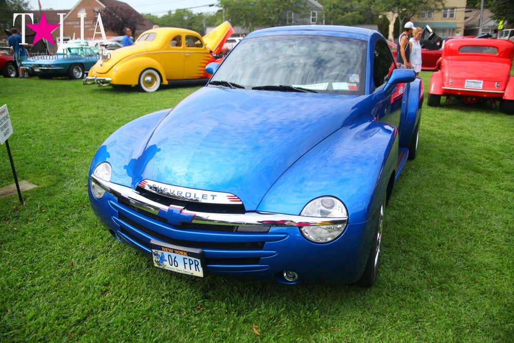 Шоу ретро-автомобилей в Хэмптонсе, штат Нью-Йорк