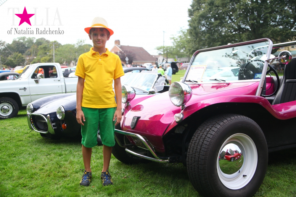 Шоу ретро-автомобилей в Хэмптонсе, штат Нью-Йорк