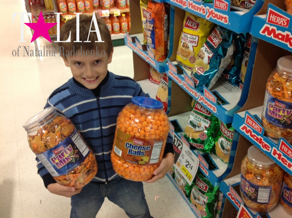 А вот с такими банками желательно только фотографироваться :) Авенел, Нью-Джерси