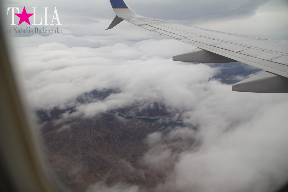 Америка с высоты птичьего полета и эссе на тему - почему я люблю самолеты? А также аэропорт Лас Вегаса