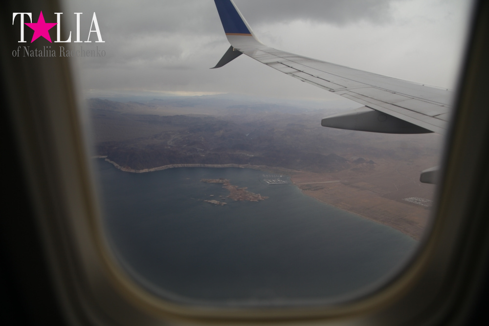 Америка с высоты птичьего полета и эссе на тему - почему я люблю самолеты? А также аэропорт Лас Вегаса