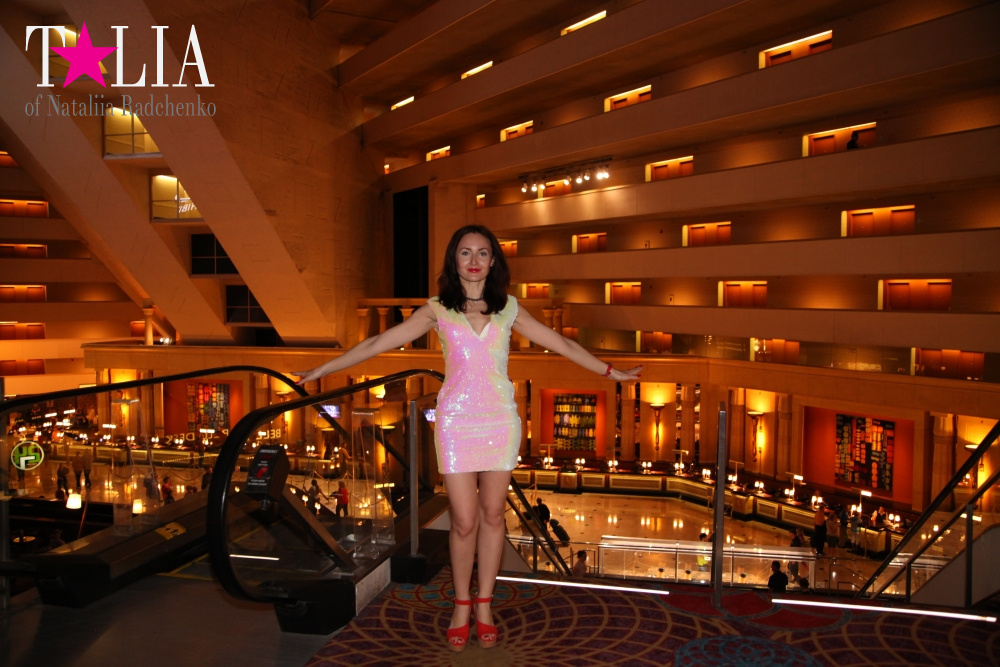 Пирамида в Лас Вегасе или отель Луксор, в котором мы останавливались