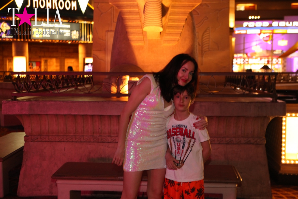 Казино в отеле Луксор в Лас Вегасе