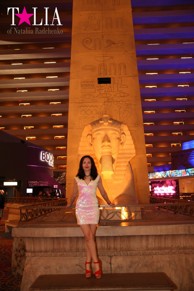 Пирамида в Лас Вегасе или отель Луксор, в котором мы останавливались