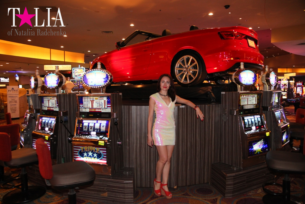 Казино в отеле Луксор в Лас Вегасе