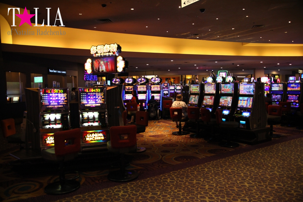 Казино в отеле Луксор в Лас Вегасе