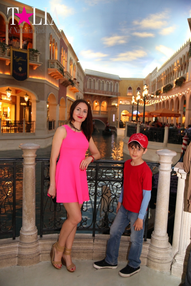 Каналы Венеции в отеле The Venetian в Лас Вегасе, Невада, США