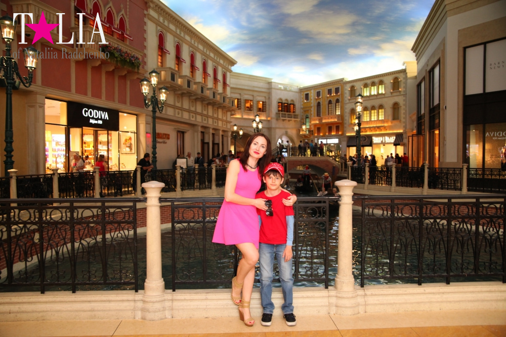 Каналы Венеции в отеле The Venetian в Лас Вегасе, Невада, США