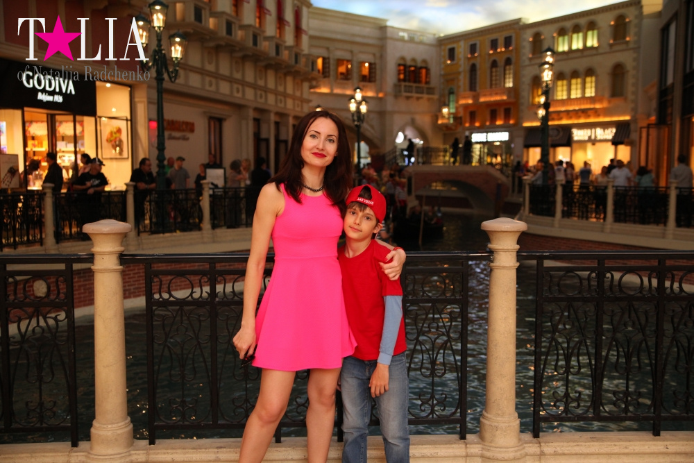 Каналы Венеции в отеле The Venetian в Лас Вегасе, Невада, США