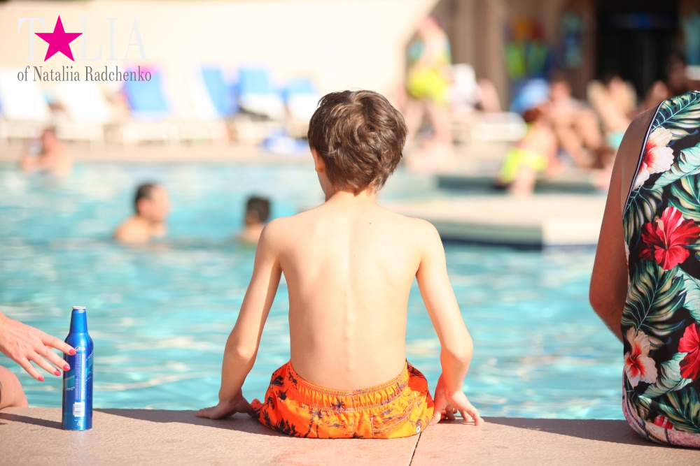 Бассейн в отеле Луксор в Лас Вегасе