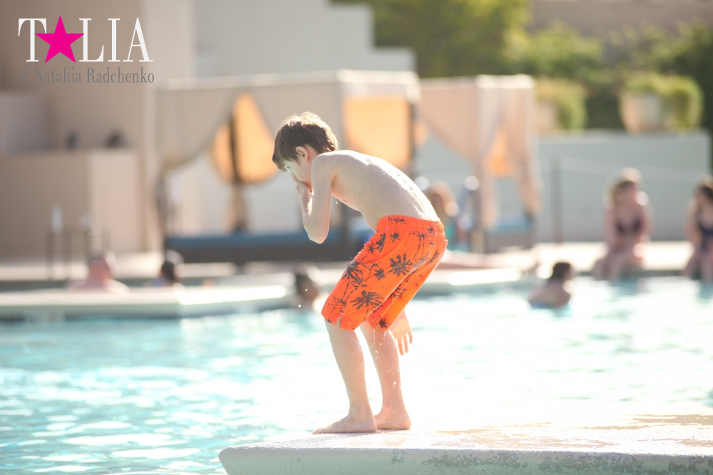 Бассейн в отеле Луксор в Лас Вегасе