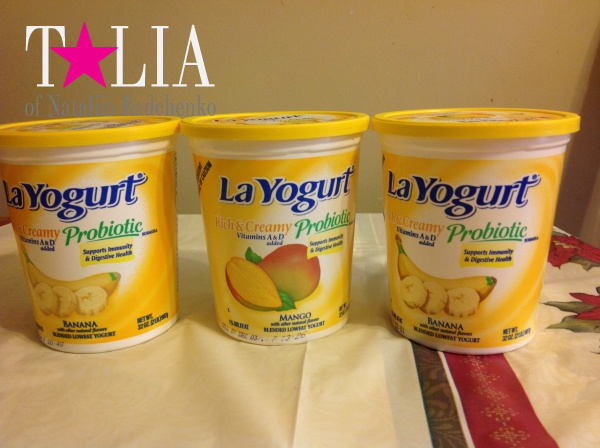 Размеры йогуртов тоже поначалу удивляют. В каждой банке около килограмма йогурта.