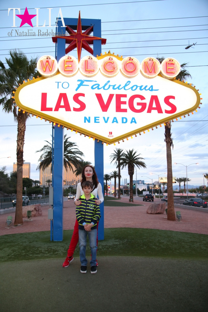 Вывеска Добро Пожаловать в Лас Вегас - визитка города грехов