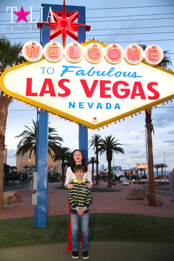 Вывеска Добро Пожаловать в Лас Вегас - визитка города грехов