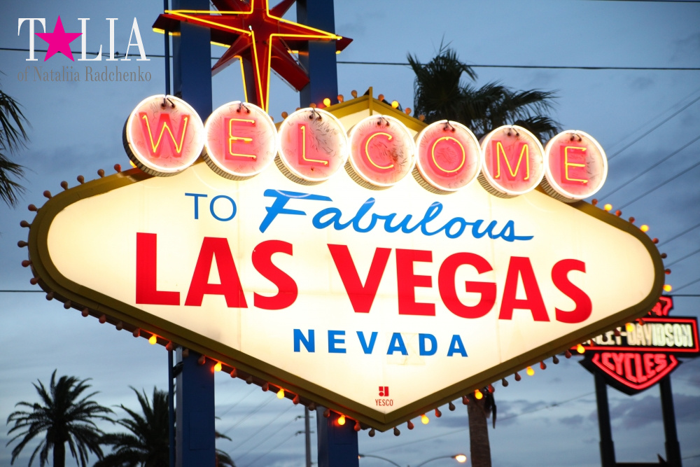 Вывеска Добро Пожаловать в Лас Вегас - визитка города грехов