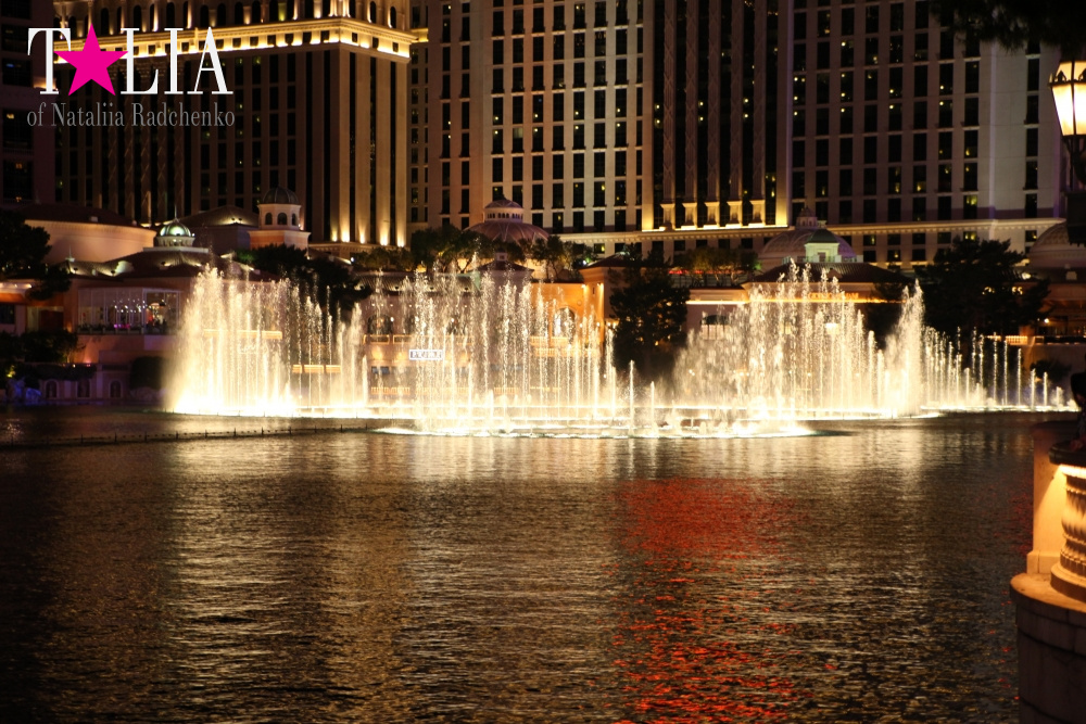 Танцующие Фонтаны Белладжио в Лас Вегасе, Невада, США