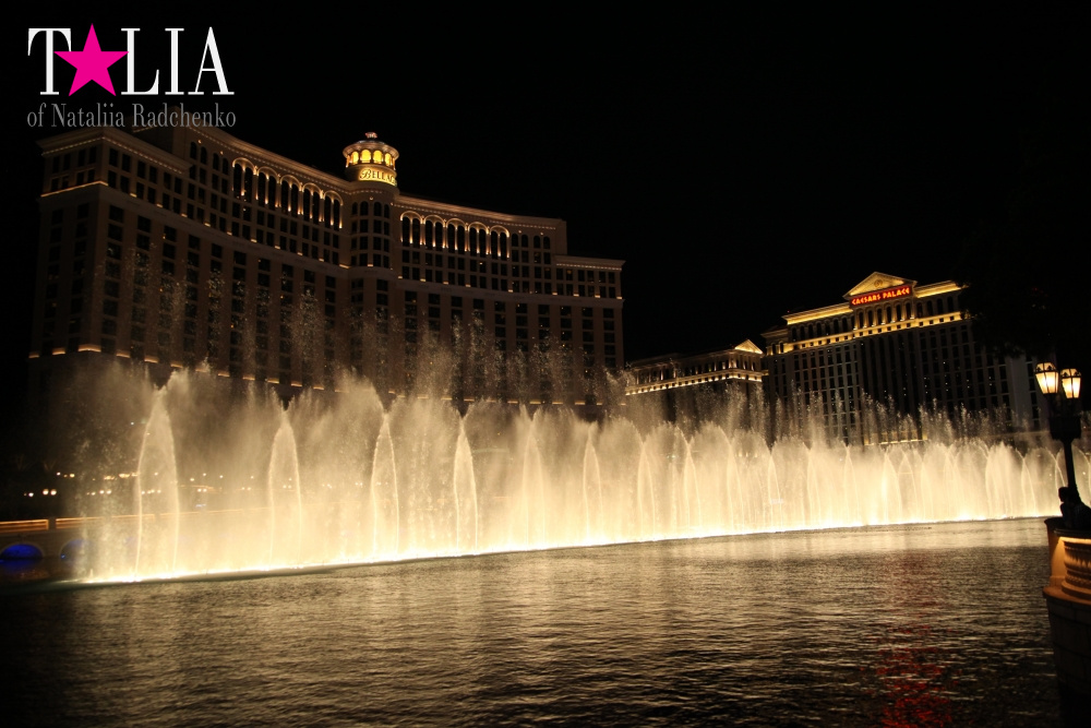 Танцующие Фонтаны Белладжио в Лас Вегасе, Невада, США