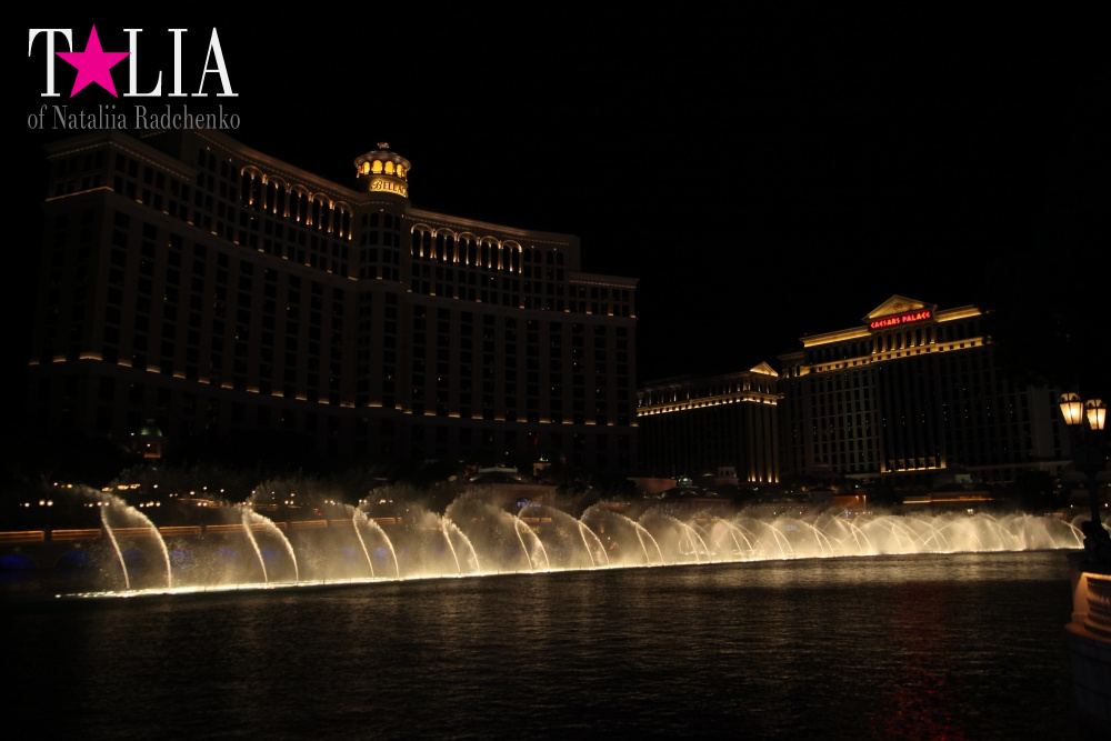 Танцующие Фонтаны Белладжио в Лас Вегасе, Невада, США