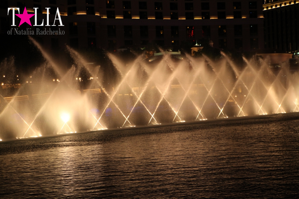 Танцующие Фонтаны Белладжио в Лас Вегасе, Невада, США