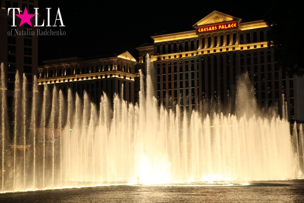 Танцующие Фонтаны Белладжио в Лас Вегасе, Невада, США