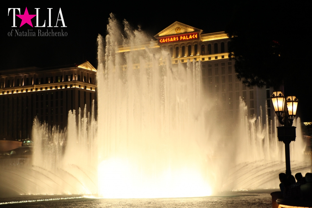 Танцующие Фонтаны Белладжио в Лас Вегасе, Невада, США