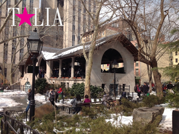 Парк Коламбуса - место отдыха китайцев со всего Нью-Йорка. Чайна-таун, Манхэттен, Нью-Йорк. (Chinatown)