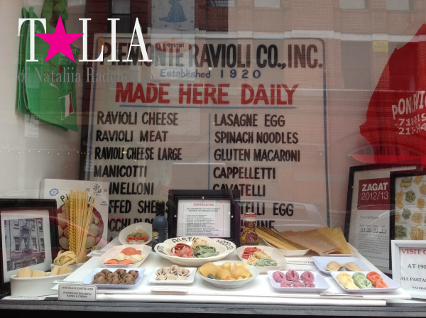 Макароны ручной работы. Маленькая Италия, Манхэттен, Нью-Йорк. (Little Italy)