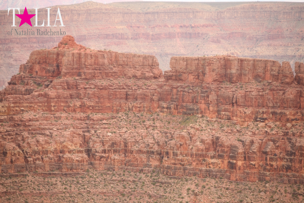Стеклянный мост SkyWalk или смотровая площадка Гранд-Каньона, Аризона, США