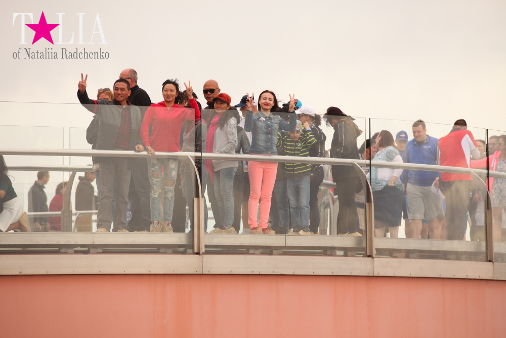 Стеклянный мост SkyWalk или смотровая площадка Гранд-Каньона, Аризона, США