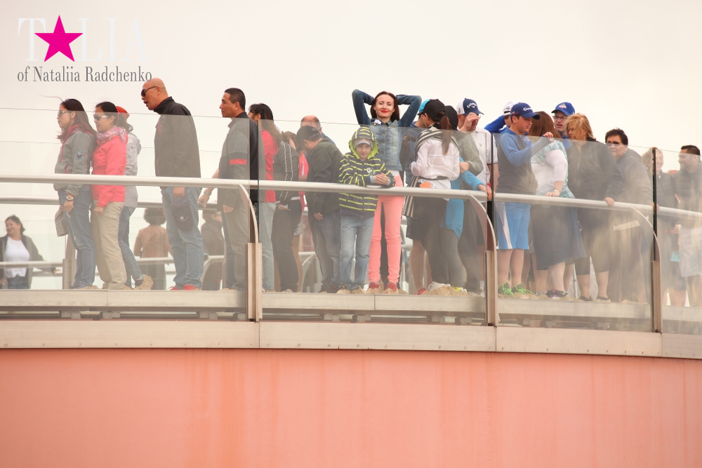 Стеклянный мост SkyWalk или смотровая площадка Гранд-Каньона, Аризона, США