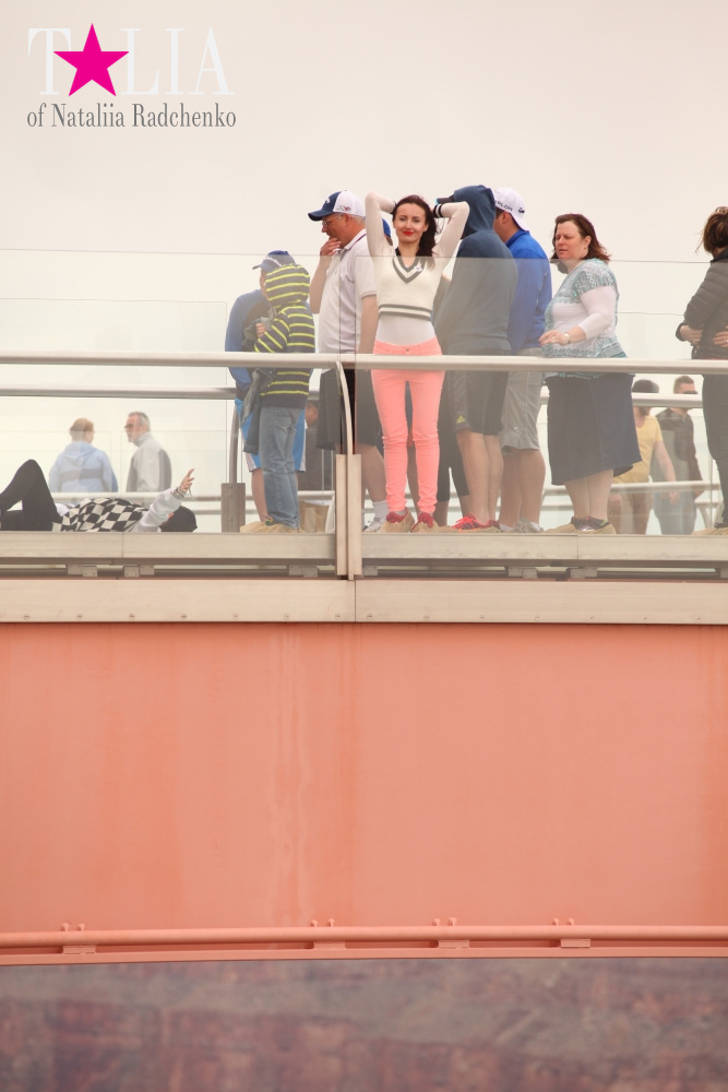 Стеклянный мост SkyWalk или смотровая площадка Гранд-Каньона, Аризона, США