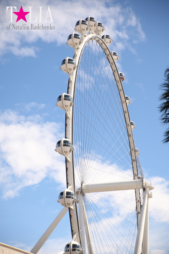 Самое большое в мире Колесо Обозрения в Лас Вегасе