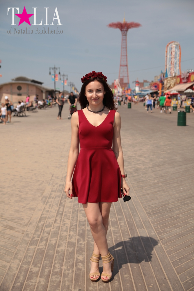 Лето в Нью-Йорке - это Кони-Айленд