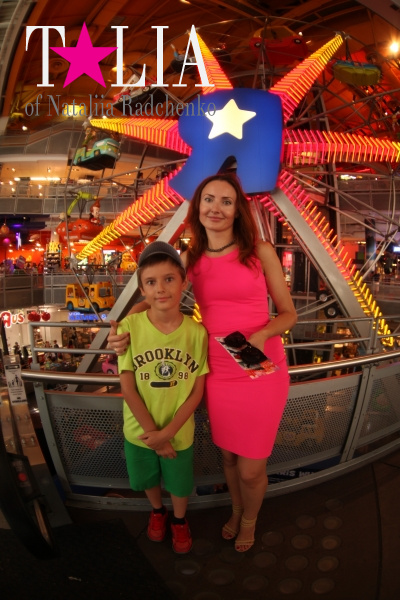 Магазин Тойс Ар Ас на Таймс Сквер (Toys R Us, Times Square)