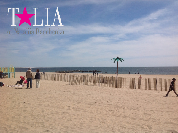 Пляж на Кони-Айленд, Бруклин, Нью-Йорк (Coney Island)