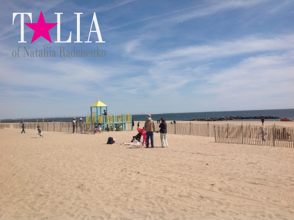 Пляж на Кони-Айленд, Бруклин, Нью-Йорк (Coney Island)