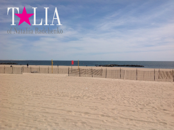 Пляж на Кони-Айленд, Бруклин, Нью-Йорк (Coney Island)