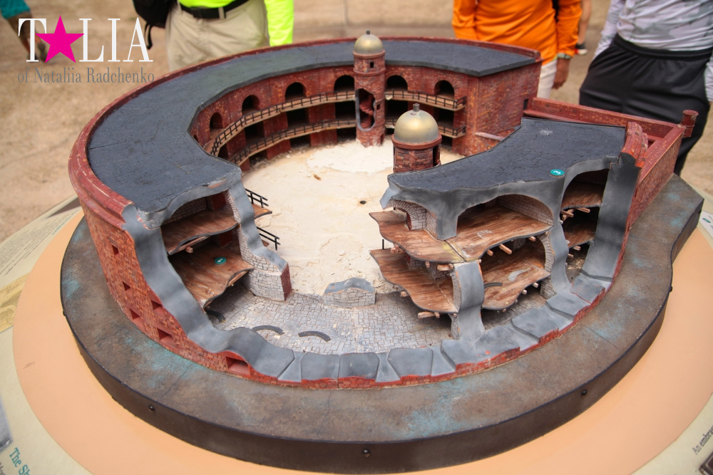 Замок Уильямс на Гувернер Айленде в Нью-Йорке (Williams Castle)