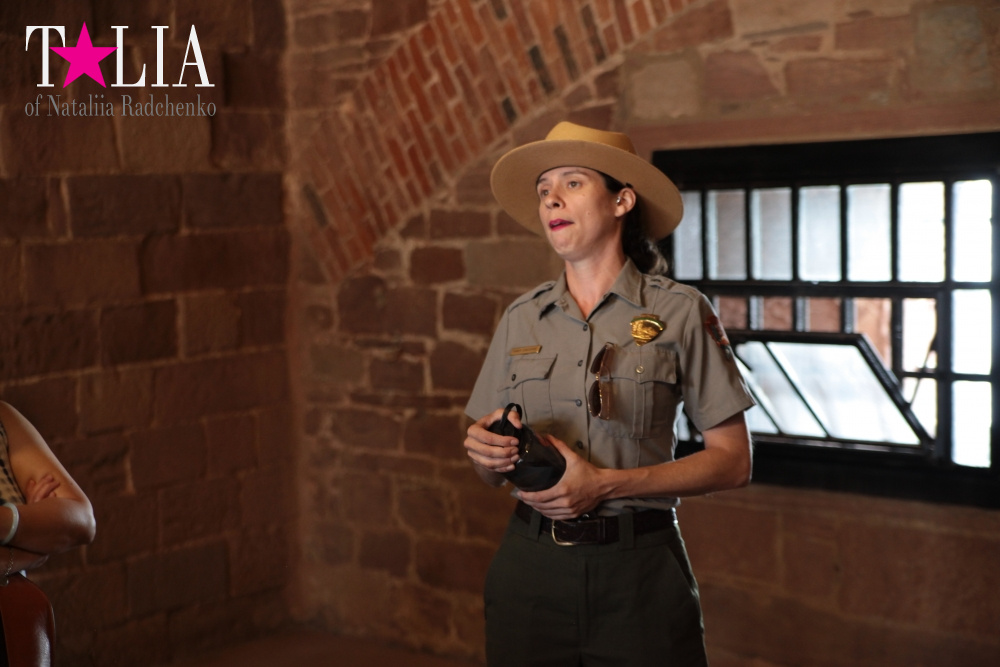Замок Уильямс на Гувернер Айленде в Нью-Йорке (Williams Castle)